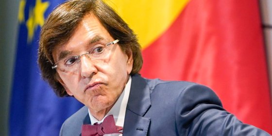 Di Rupo over het gebrek aan familiaal contact: ‘We hebben de mensen net willen beschermen’