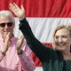 De doodzonde van het niet-gewoon-zijn-als-alle-andere-middle-class-Amerikanen kleeft aan Hillary