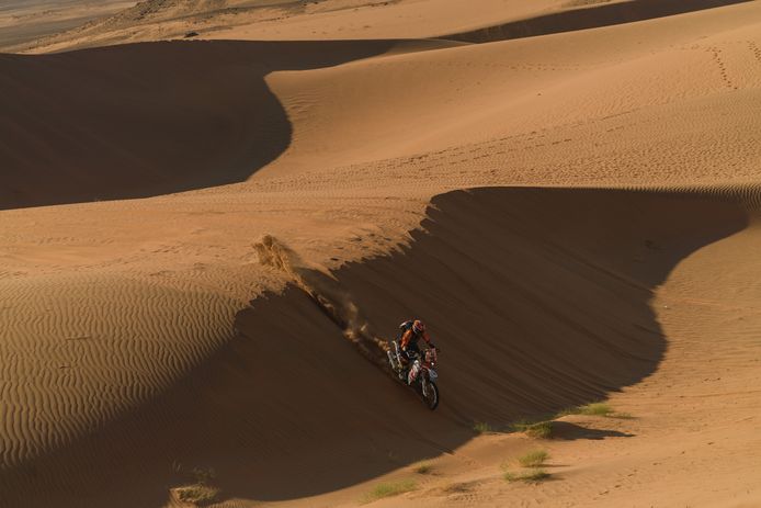 Mirjam Pol in etappe 11 van de Dakar Rally 2022