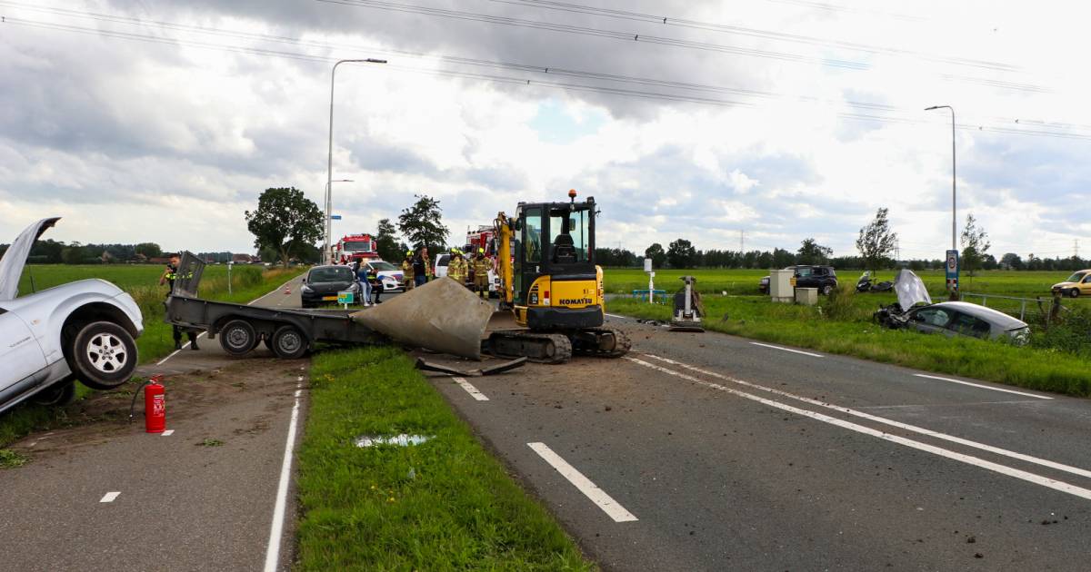 Vrouw raakt gewond bij ongeval op N481, veroorzaker rijdt door.