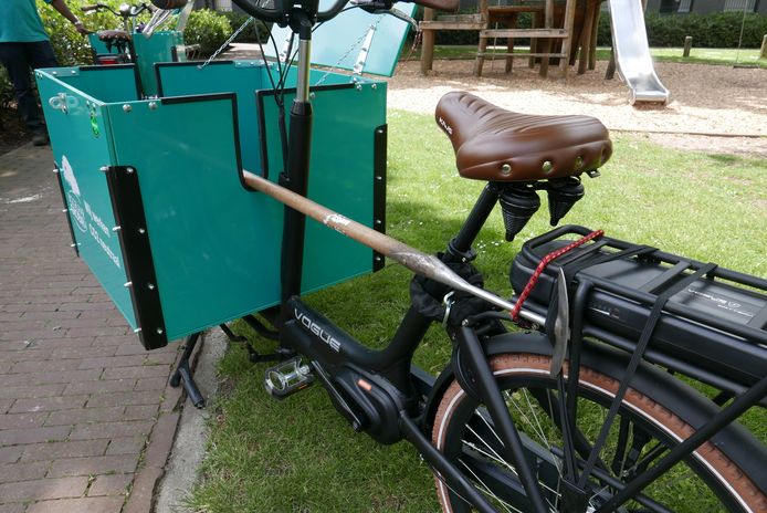 De e-bakfiets die ingezet wordt om in de Bossche binnenstad het groen te onderhouden.