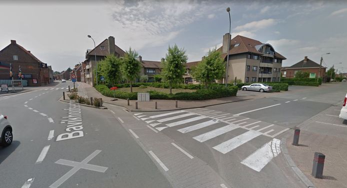 De hoek van de Bavikhoofsestraat en de Vinckestraat, in Ooigem