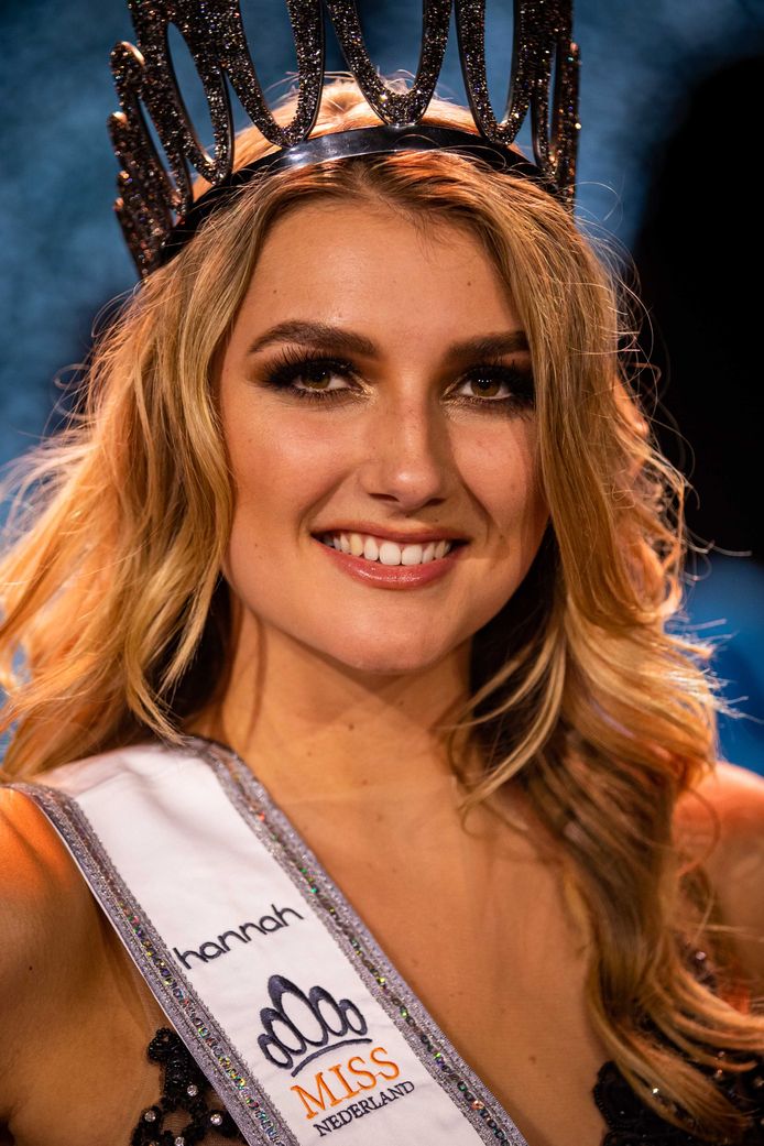 Denise Speelman wint de finale van de Miss Nederland verkiezing