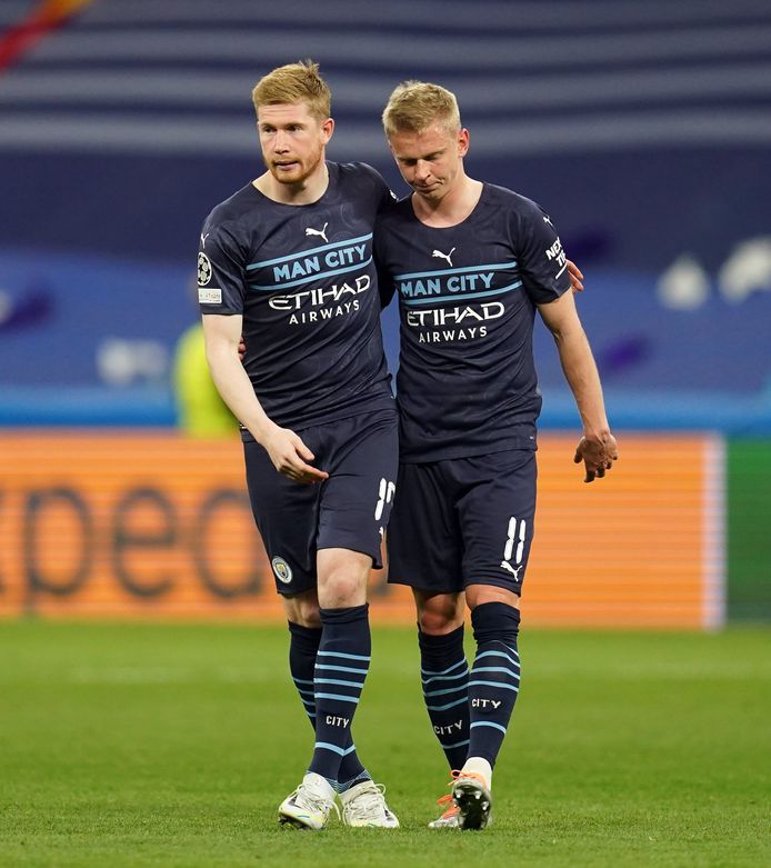 “Alsof Van Aert 100 kilometer op kop rijdt en laatste 10 meter fiets