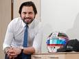 Georges-Louis Bouchez is een grote Formule 1-fan. Hij heeft zelfs een racehelm van Lewis Hamilton op zijn kantoor staan.