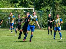Doek valt voor Veenendaal, Hol loodst Harskamp met hattrick naar finaleduel, tumultueus slot bij SDS’55