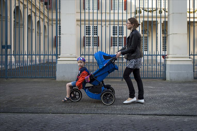 Een belastingmaatregel die volgens de onderzoekers wel effectief is, is het vergroten van het inkomstenverschil tussen wel of niet werken, en dan in het bijzonder voor moeders met jonge kinderen Beeld anp