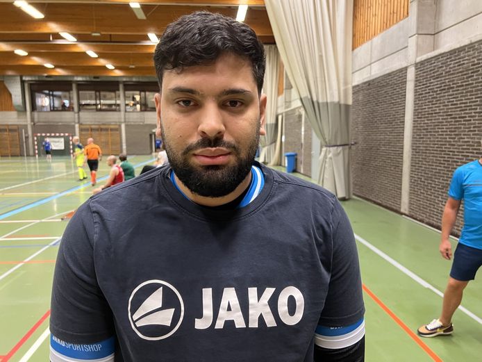 Faris El Ajaji kwam door de blessure van Karlo Malosevac in doel bij Hamme.