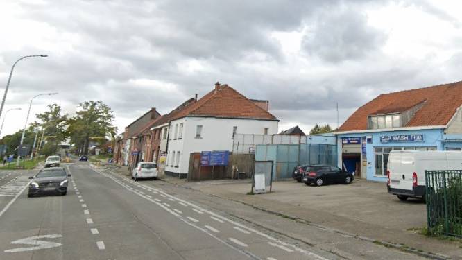 Minderjarige pizzakoerier aangereden op fietspad: slachtoffer gewond naar ziekenhuis