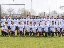 Voormalig profvoetballer Ergün Cakir leidt Elsweide naar winst in topper 'voor Johan!’