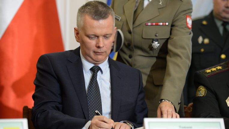 De Poolse minister van Defensie Tomasz Siemoniak. Beeld epa
