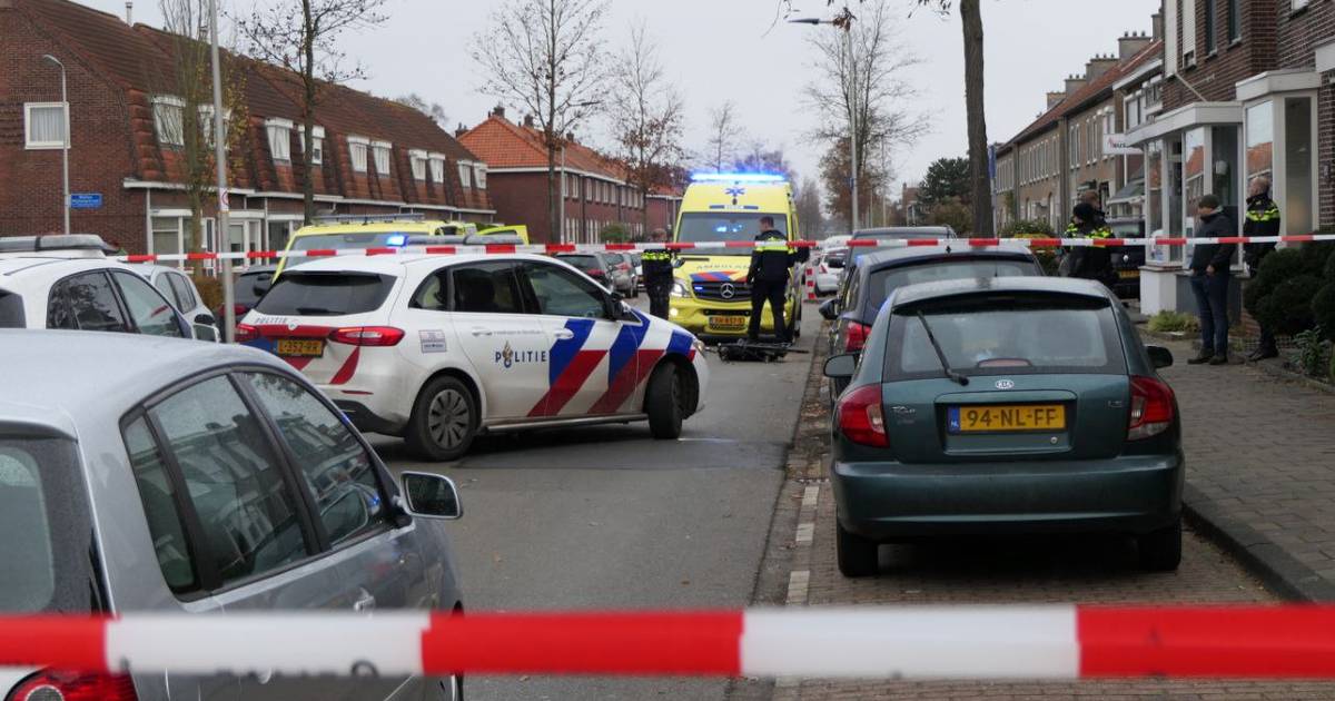 Fietser ernstig gewond na ongeval in Enschede: traumahelikopter geannuleerd.