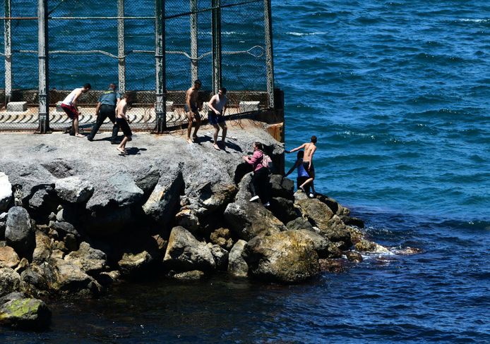 Quelque 2 700 Migrants Parviennent A Atteindre Ceuta Enclave Espagnole Au Maroc Un Record Monde 7sur7 Be