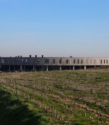 Trois hommes menacés d'expulsion vers l’Iran, où ils risquent la mort: la justice tranchera lundi