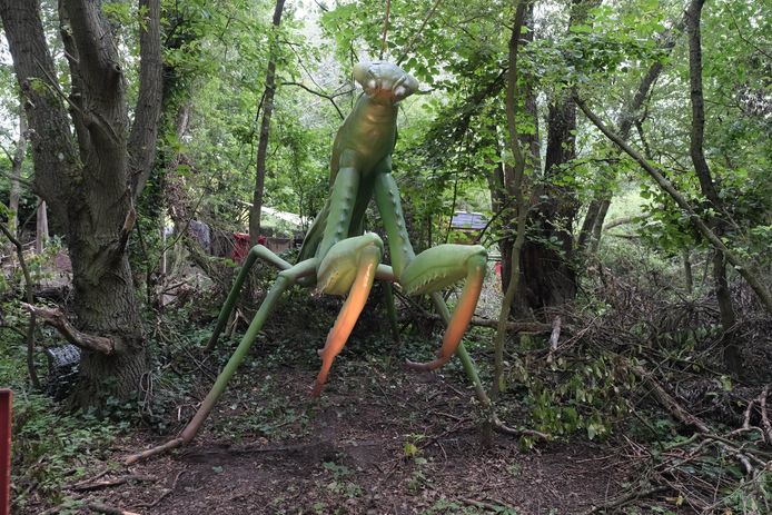 Een van de gigantische insecten bij Technopolis.