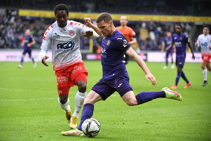 Sergio Gomez Martin is een van de radartjes in de balcirculatie van Anderlecht.
