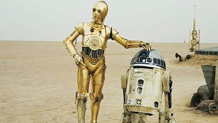 De originele R2-D2 met C-3P0 in Star Wars.