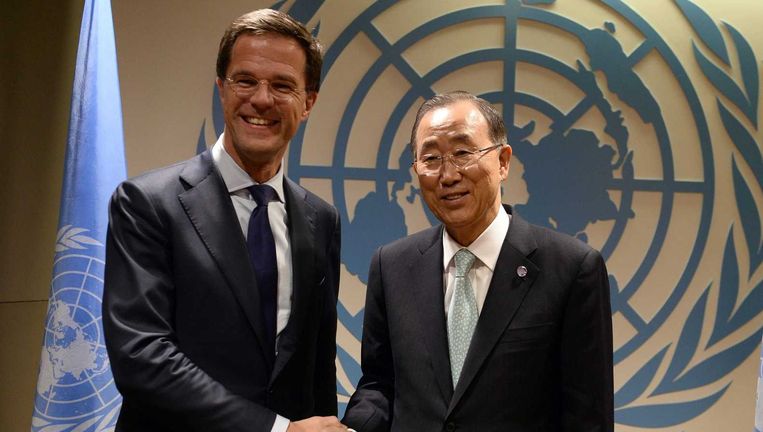 Premier Mark Rutte ontmoet VN-topman Ban Ki-moon tijdens een bijeenkomst in het kader van de klimaattop van de Verenigde Naties. Beeld epa