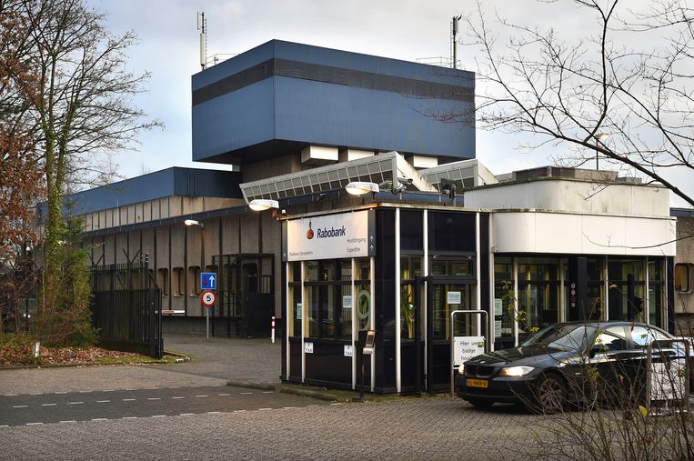Het kantoor van de Rabobank in Zeist.  Beeld Marcel van den Bergh