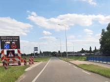 Maasbrug bij Grave niet veilig genoeg, zware vrachtwagens, bussen en landbouwverkeer moeten zeker half jaar omrijden