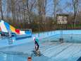 Waarom is het buitenbad van het Caribabad nog niet open? Raadsleden willen antwoord op die vraag 