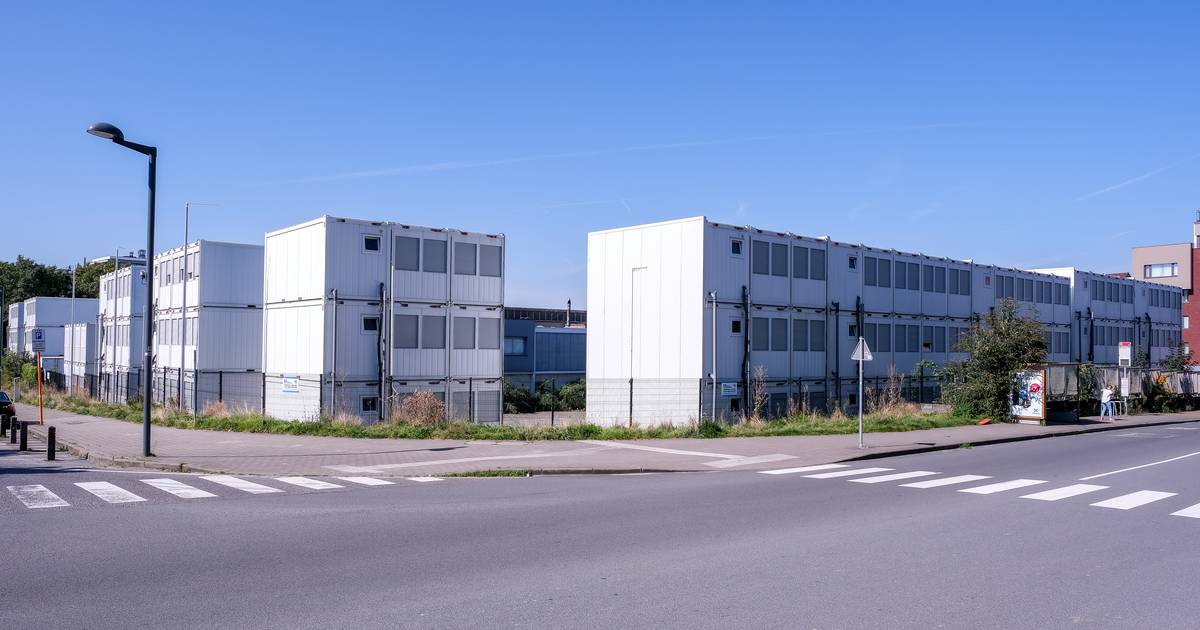 Containerdorp dat initieel bestemd was voor Oekraïense vluchtelingen ...