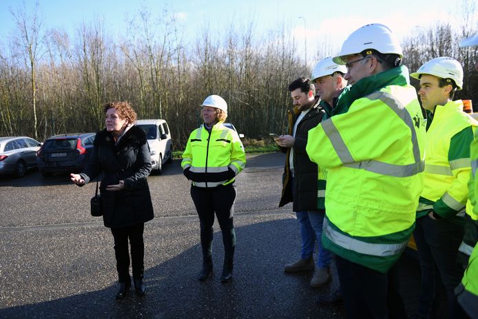 Minister van Mobiliteit en Openbare Werken Lydia Peeters tijdens de opening van de nieuwe spitsstrook tussen Wilsele en Aarschot op E314. 25 Februari 2022