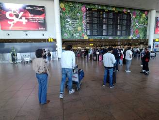 Vlieg je morgen vanaf Brussels Airport? Luchthaven waarschuwt voor langere wachttijden