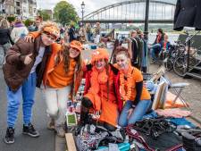 Nagenieten, zó beleefde de regio Koningsdag: feest, kleedjesmarkt, muziek en bier 