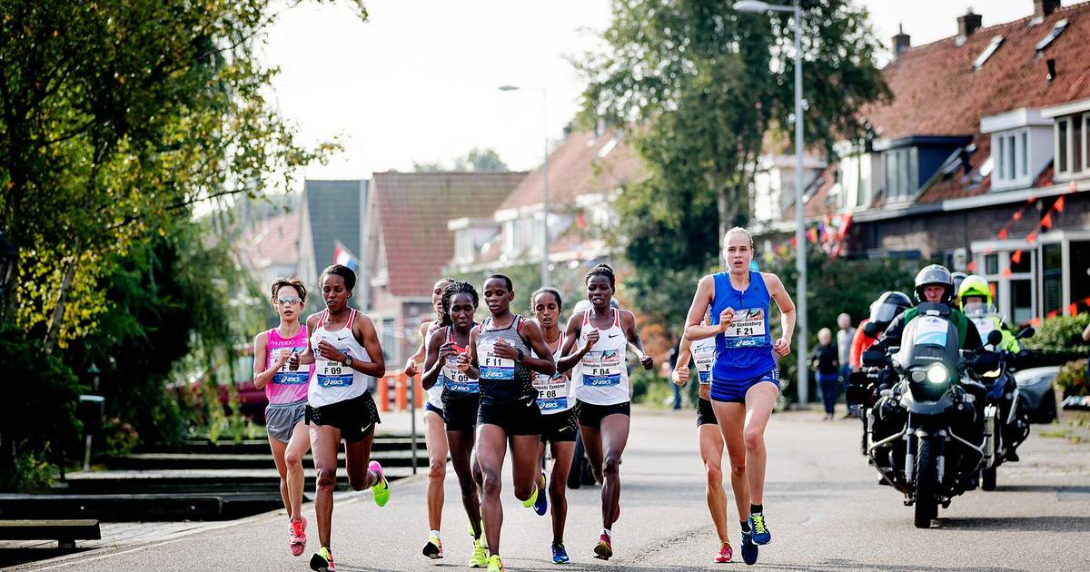 Deelnemers Dam tot Damloop gewaarschuwd voor hittestress en benauwdheid Amsterdam AD.nl