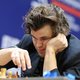 Carlsen zichtbaar opgelucht na vierde wereldtitel rapid