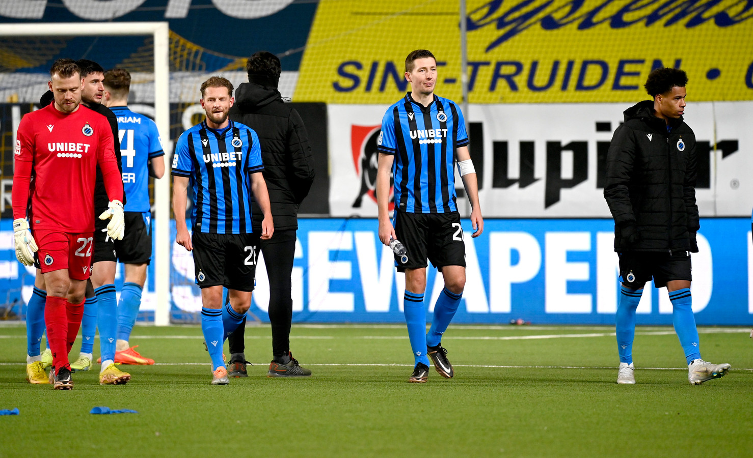 Суперкубок бельгии. Футбол. Сент трюйден брюгге. Сент трюйден брюгге. Брюгге сент труйден.