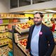 Supermarkt Fris in Amsterdam helpt wie het zwaar heeft: gratis boodschappen én een lifecoach