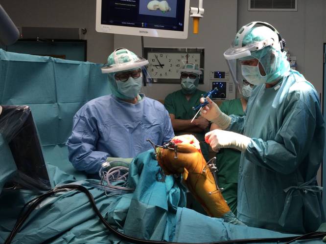 Robotchirurgie moet aantal mislukte knieoperaties halveren