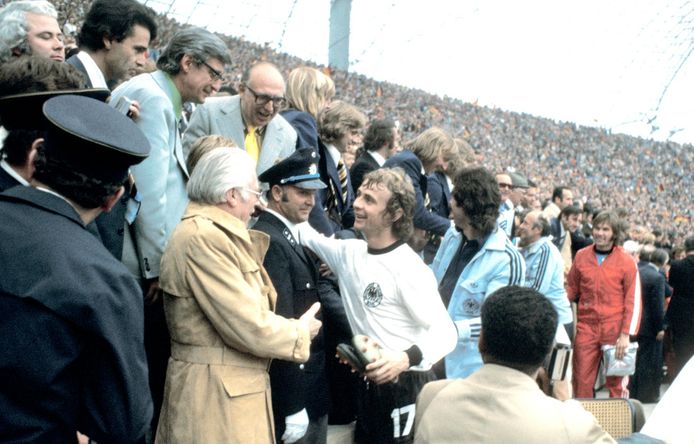 Bernd Hölzenbein na de WK-finale van 1974.