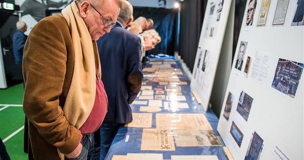 Almelo herdenkt grootste bankoverval ooit in beelden | Tubbergen - Tubantia