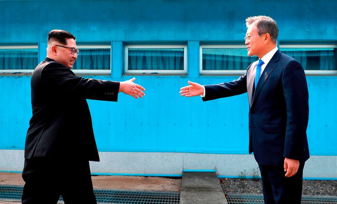 Op 27 april van dit jaar ontmoetten de Noord-Koreaanse leider Kim Jong-un en de Zuid-Koreaanse president Moon Jae-in elkaar in de grensstad Panmunjom.