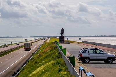 Afsluitdijk dicht voor fietsers? Het verzet groeit