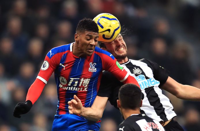 Patrick van Aanholt zou een transfer naar PSV zelf wel zien zitten.