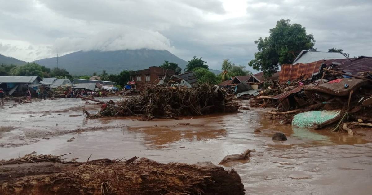 Tornado’s doden bijna 100 mensen in Indonesië en Oost-Timor |  Buitenland