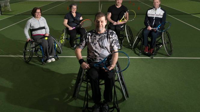 Rolstoeltennissers houden crowdfunding voor landelijk toernooi in Raalte: ‘De kosten voor iemand met een beperking zijn vele malen hoger’