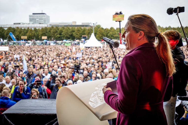 Minister Carola Schouten van Landbouw, Natuur en Voedselkwaliteit, spreekt dinsdag op het Malieveld tijdens het landelijk boerenprotest. Beeld ANP