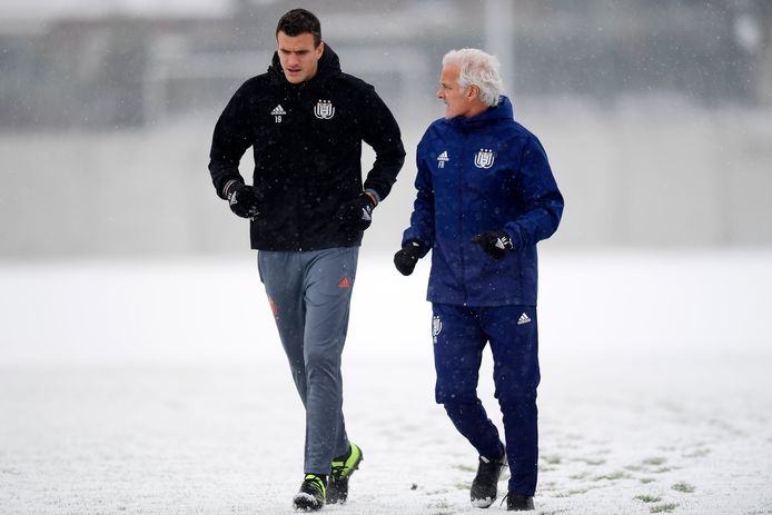 Eerder deze week: de spits en zijn coach in de sneeuw. "Ik ben er zeker van dat Rutten ons zal helpen", aldus Santini.