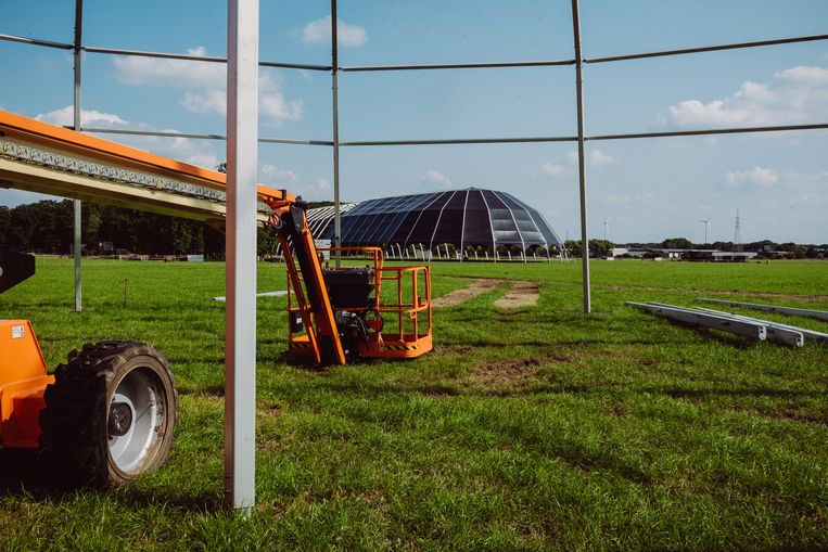 De Pukkelpop-festivalweide in Kiewit ligt er onafgewerkt bij. En dat zal zo blijven. Beeld Wouter Maeckelberghe