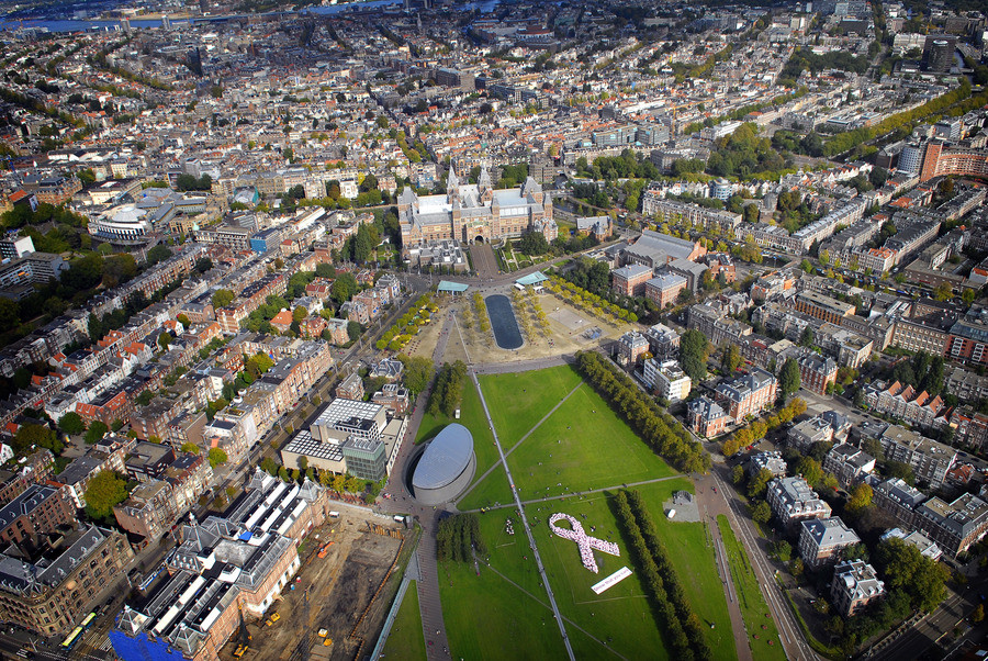Amsterdam hoort nu bij internationale Foto AD.nl