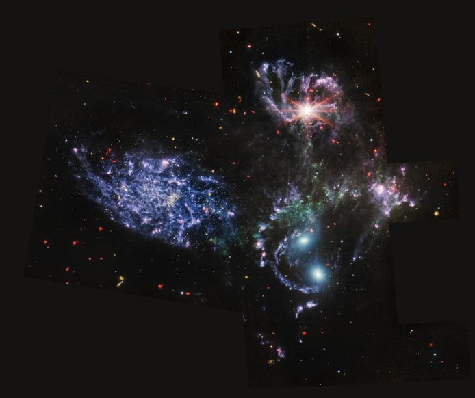 Stephan’s Quintet, een visuele groepering van vijf sterrenstelsels.