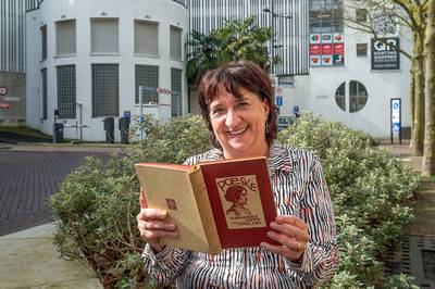 Oudtante van Ronnie is jarenlang gevolgd door schrijver A.M. de Jong voor een boek: ‘Heel bijzonder’