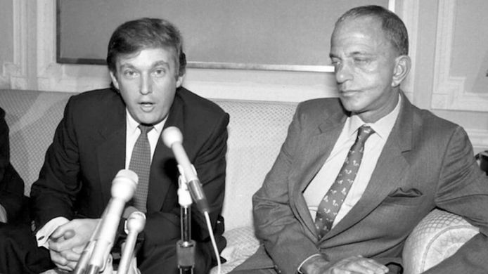 Roy Cohn et Donald Trump.
