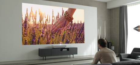 De beste beamers die gewoon op je tv-meubel passen