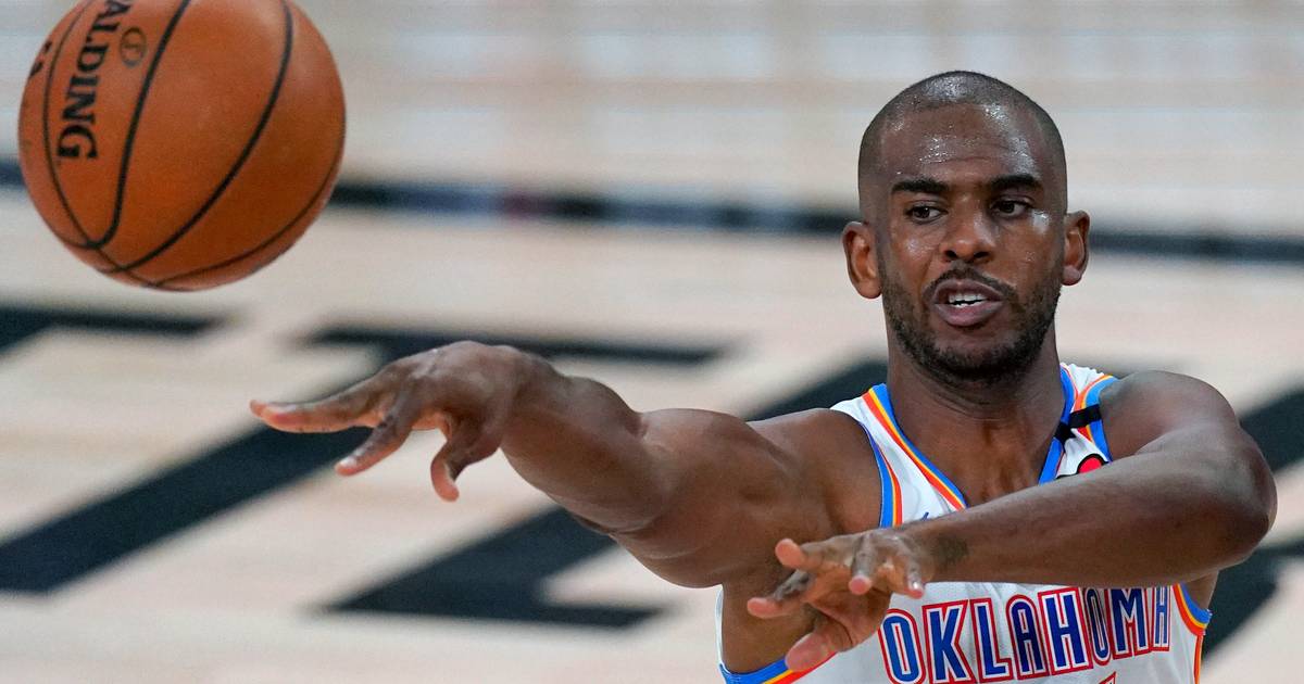 NBA-vedette Chris Paul ruilt Oklahoma City voor Phoenix ...